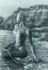 Lady on the beach di  Maris